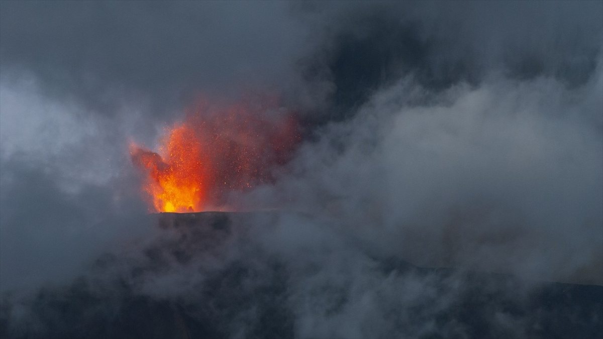 4-5 Temmuz'da volkanik patlamaların arttığı Etna Yanardağı sakin geçen dünün