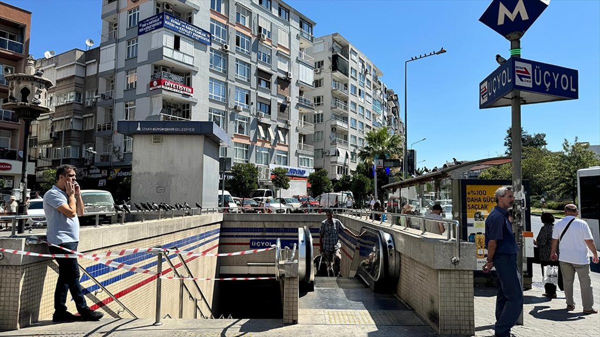 İzmir Metro'sunda, arızalanan yürüyen merdivenin ters yönde hareket etmesi sonucu