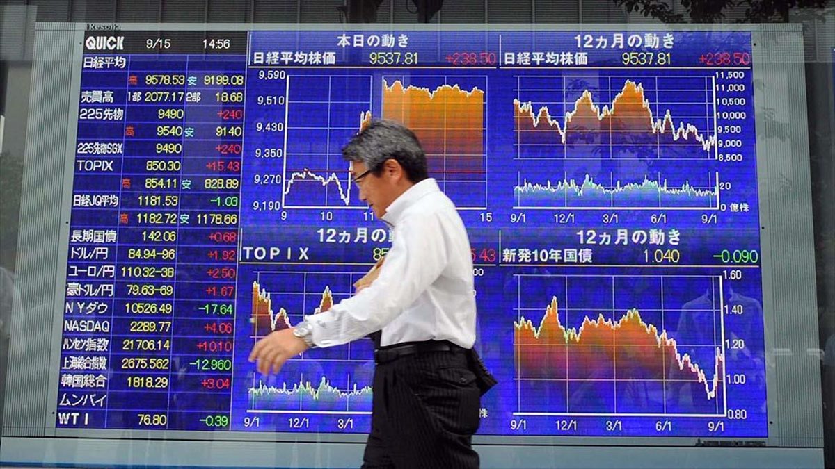 Asya borsalarında, Hindistan hariç pozitif bir seyir izlenirken, Japonya'da Nikkei