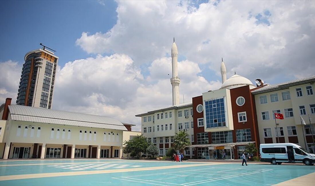 Kartal Anadolu İmam Hatip Lisesinden (KAİHL) 6 öğrenci, 2024-YKS'de ilk