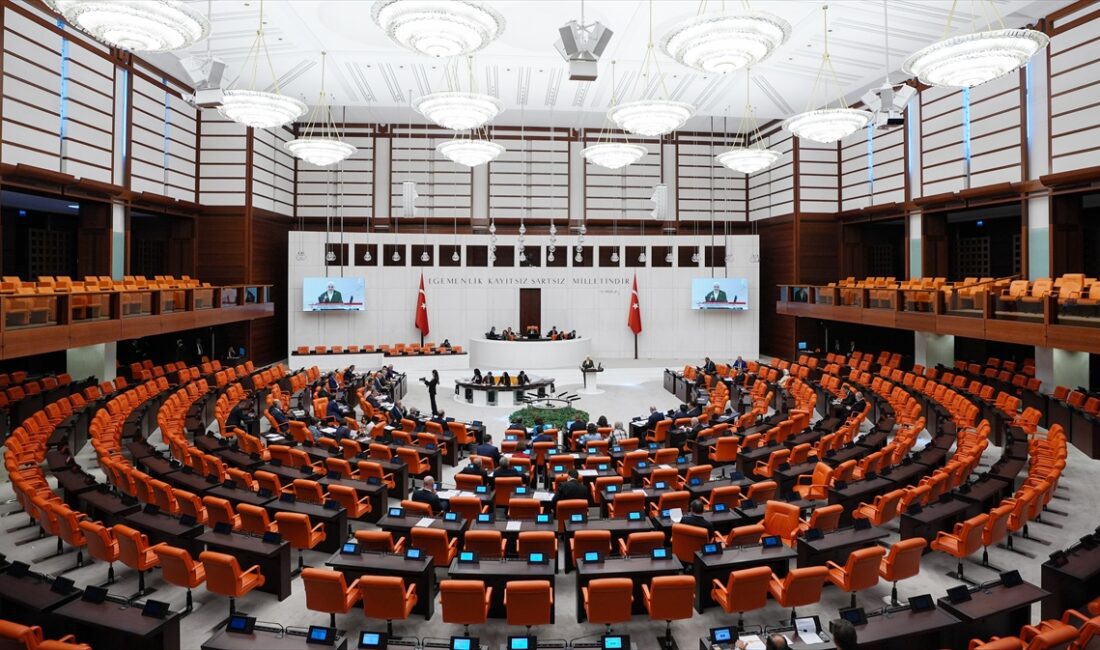 TBMM Genel Kurulu'nda, kamuda tasarruf tedbirlerine ilişkin düzenlemeler içeren Bazı