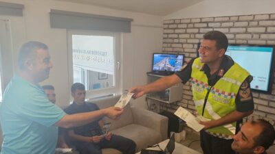 ANTALYA (AA) – Kemer İlçe Jandarma Komutanlığı trafik ekiplerince, Sahil