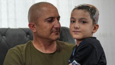 Sahipsiz hayvanların saldırısına uğrayarak ağır yaralanan Tunahan Yılmaz'ın babası Halil