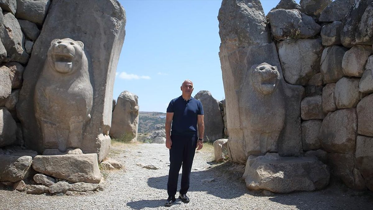 Kültür ve Turizm Bakanı Mehmet Nuri Ersoy, Çorum'un Boğazkale ilçesindeki