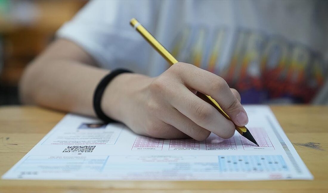 Uzmanlar, Liselere Geçiş Sistemi (LGS) tercih sürecinde doğru hedefe ulaşmak