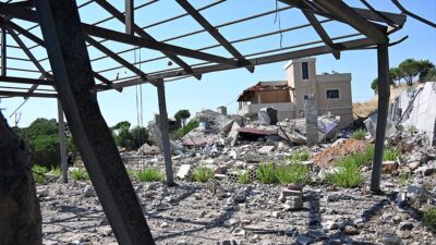  İsrail ordusunun aralıksız saldırılar düzenlediği Lübnan'ın güneyindeki beldenin sakinleri