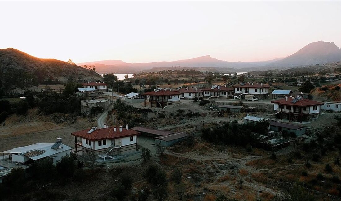 Türkiye'nin en büyük orman yangını olarak kayıtlara geçen, Antalya Manavgat'ta