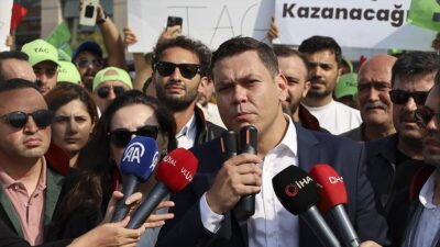 Martı şirketinin kurucusu Oğuz Alper Öktem, İstanbul Taksiciler Esnaf Odasınca