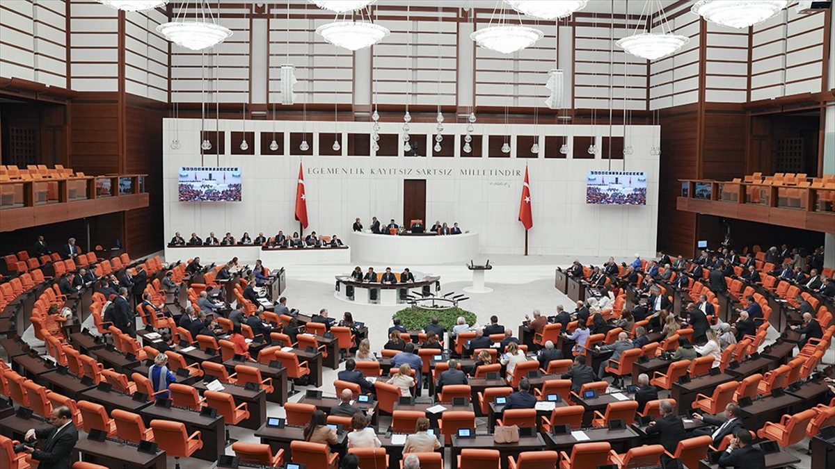 TBMM Genel Kurulu, dün sona eren 2. Yasama Yılı'nda 924