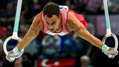 PARIS (AA) – Fransa’nın başkenti Paris’teki Bercy Arena’da artistik cimnastik