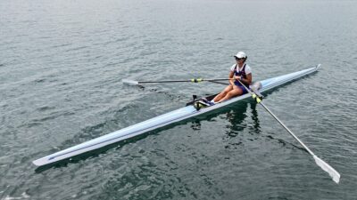 Olimpiyatlarda mücadele eden ilk Türk kadın milli kürekçi Elis Özbay,