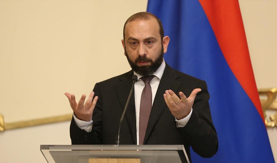 Ermenistan Dışişleri Bakanı Ararat Mirzoyan, bir aylık yoğun çalışmayla Azerbaycan