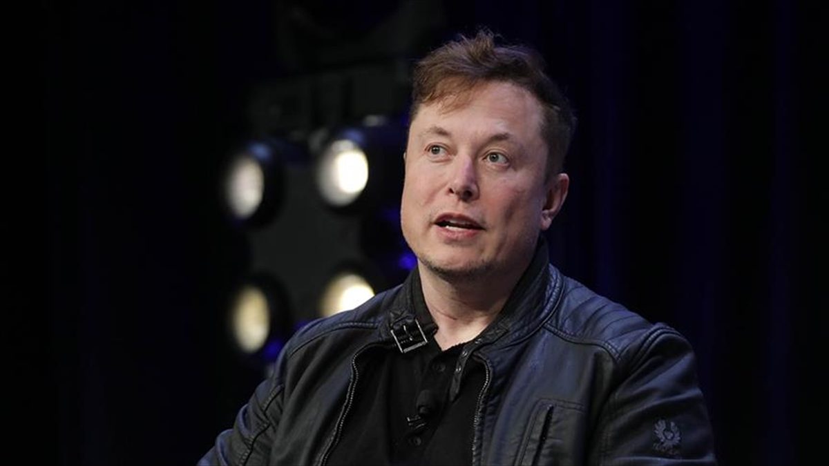 Tesla, SpaceX ve X gibi şirketlerin sahibi Elon Musk, eski