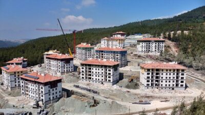 Osmaniye'nin Bahçe ilçesinde, Kahramanmaraş merkezli 6 Şubat 2023'teki depremlerden etkilenenler