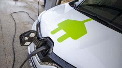 Türkiye'de "tam elektrikli" otomobil satış sayısı, yılın ilk 6 ayında