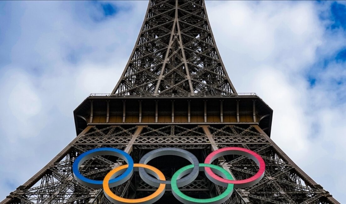 Paris 2024 Olimpiyatları'nda ilk karşılaşmalar futbolda başladı.