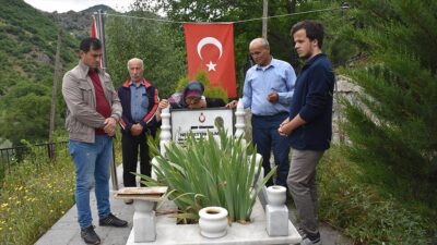 Bölücü terör örgütü PKK'nın katlettiği onlarca öğretmenden biri olan Necmettin