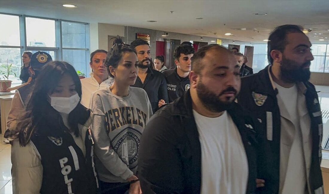 İstanbul merkezli 6 ilde düzenlenen operasyonun ardından Dilan Polat ile