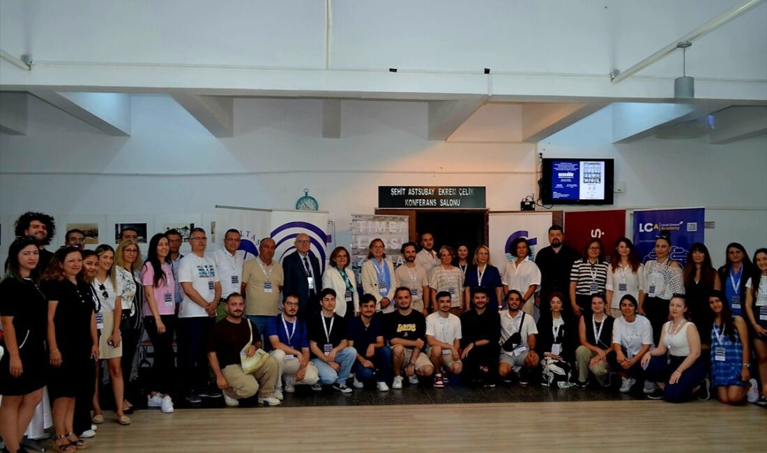 İSTANBUL (AA) – Polisan Yapıkim'in gümüş sponsorluğunda, Betonart Mimarlık Yaz