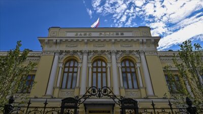 MOSKOVA (AA) – Nabiullina, Rusya Merkez Bankasının politika faizini 200