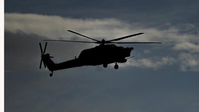 Rusya'da Mi-28 model askeri helikopter düştü. Kaza sonucu mürettebat hayatını