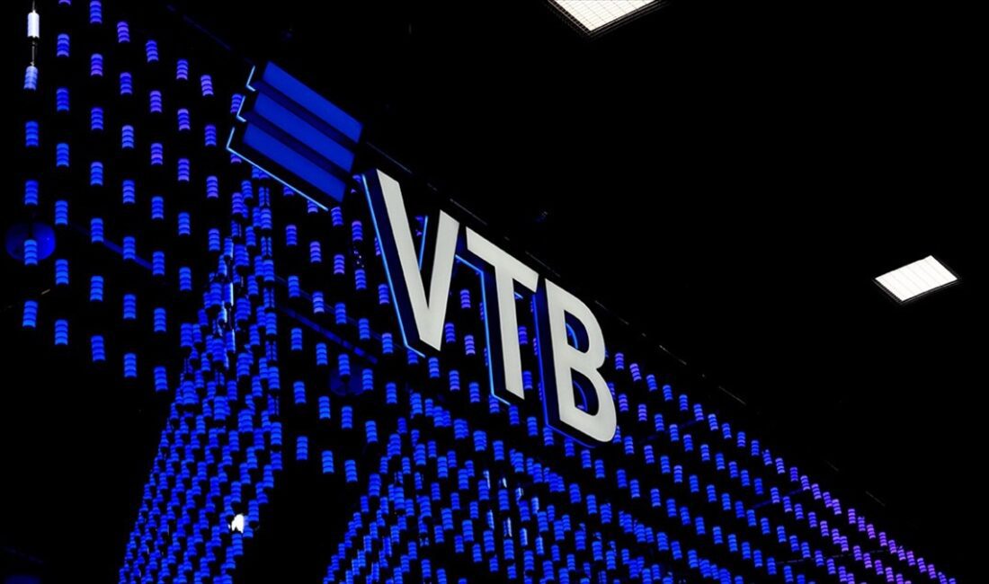Rusya'nın en büyük ikinci bankası VTB'nin net karının yılın ilk