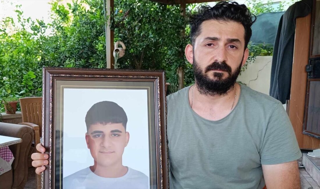 Hatay'da kullandığı motosikletin yola aniden çıkan sahipsiz köpeğe ve ardından