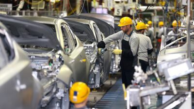 Sakarya'da yılın ilk yarısında üretilen 135 bin 443 aracın yüzde