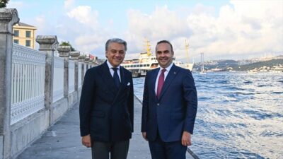 Sanayi ve Teknoloji Bakanı Mehmet Fatih Kacır, Renault Grup Global'in