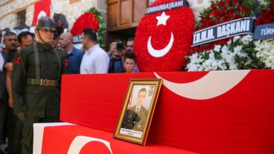 Irak'ın kuzeyindeki Pençe-Kilit Operasyonu bölgesinde, bölücü terör örgütü mensuplarıyla sağlanan