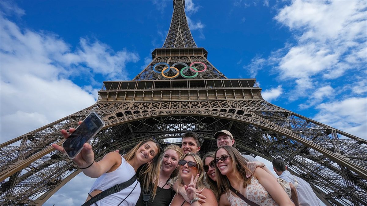 Paris 2024 Olimpiyatları, tarihin en fazla bilet satılan oyunları oldu.