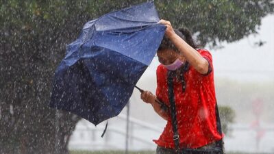 Filipinler ve Tayvan'da etkili olan Gaemi Tayfunu'nun yol açtığı sel