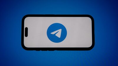Anlık mesajlaşma ve sosyal medya uygulaması Telegram'a "mini" uygulama dükkanı