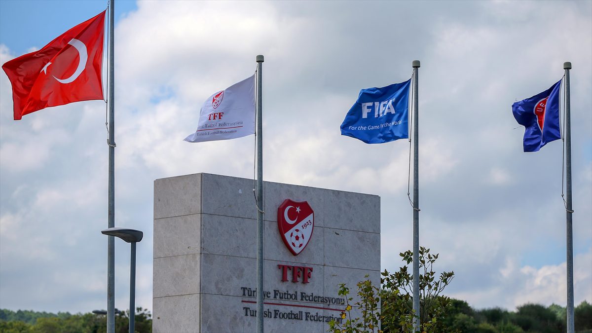 Türkiye Futbol Federasyonu (TFF), Trendyol Süper Lig'de kulüplerin A Takım