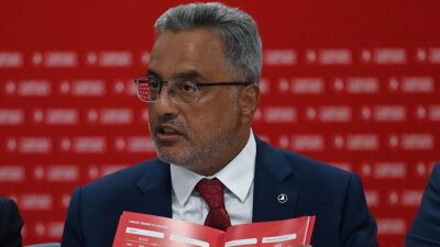 LONDRA (AA) – Bolat, THY olarak İngiltere’de düzenlenen havacılık, savunma