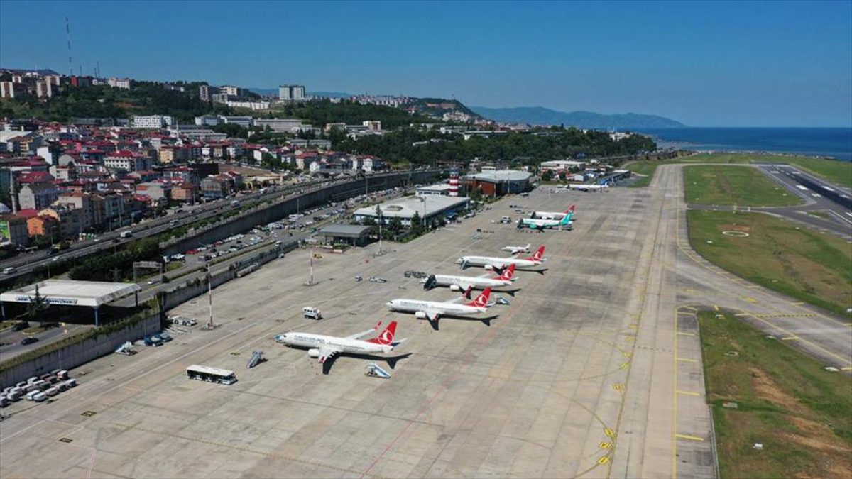 Ulaştırma ve Altyapı Bakanı Uraloğlu, 9 Ağustos'ta Trabzon ile Kocaeli
