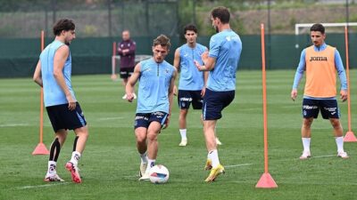 SZEGED (AA) – Bordo-mavililer, teknik direkt&ouml;r Abdullah Avcı y&ouml;netiminde, kamp