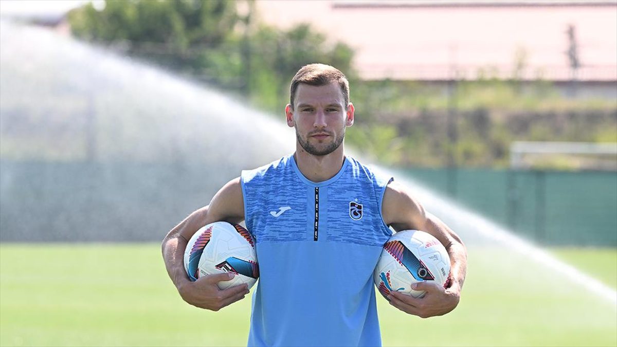 Trabzonspor'un yeni transferi Borna Barisic, "Hücum anlamında, takıma asist ve