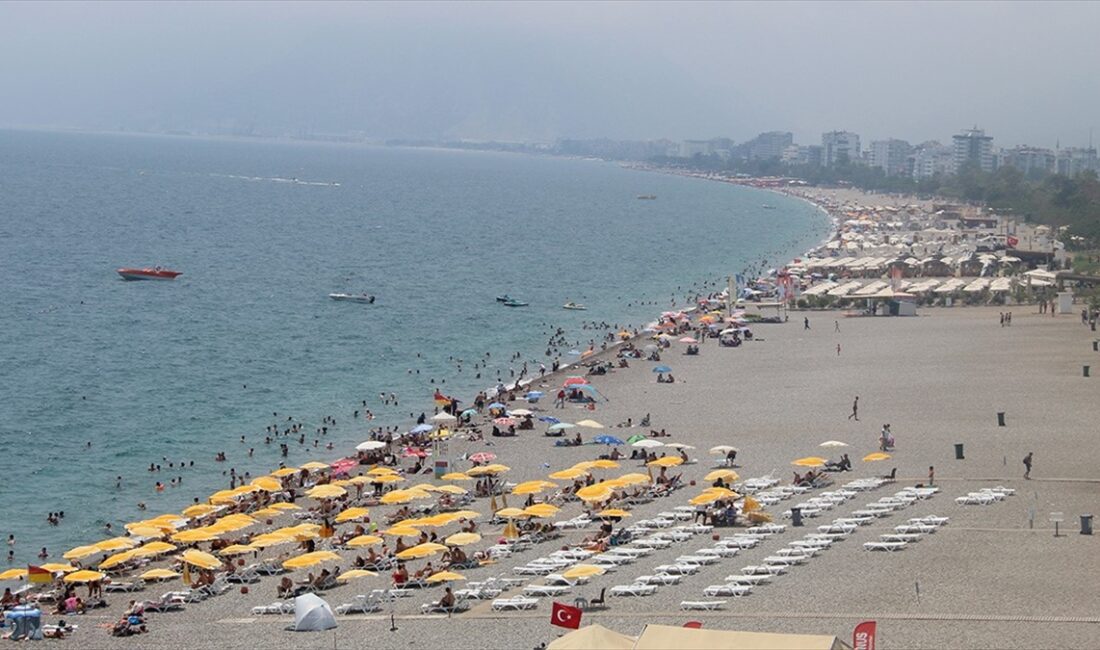 Bakan Ersoy, turizmde bu yıl ilk 6 ayda 23.7 milyar