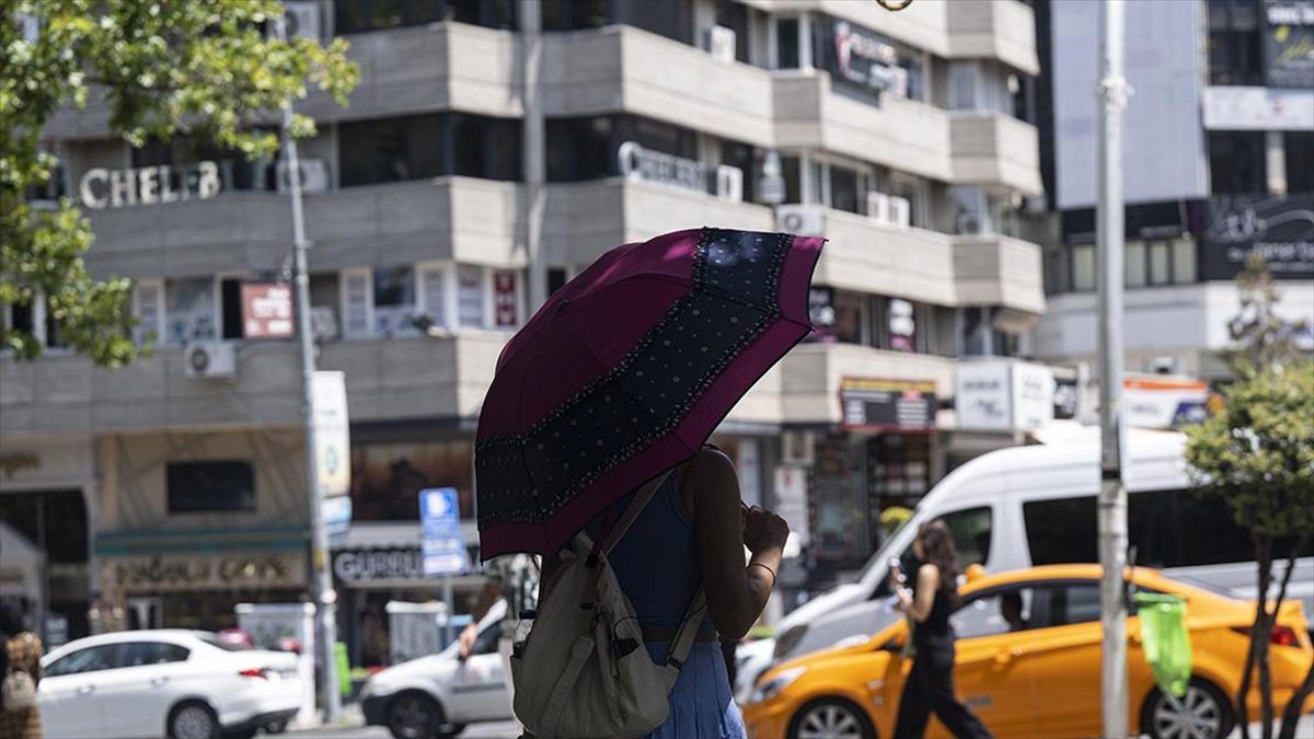 Ülke genelinde yarından itibaren bir haftalık süreçte hava sıcaklıklarının biraz