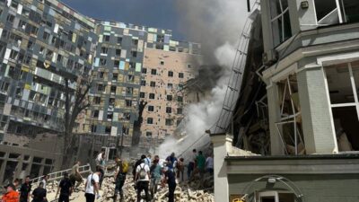 Kiev ve Kriviy Rig kentine düzenlenen saldırılarda en az 17