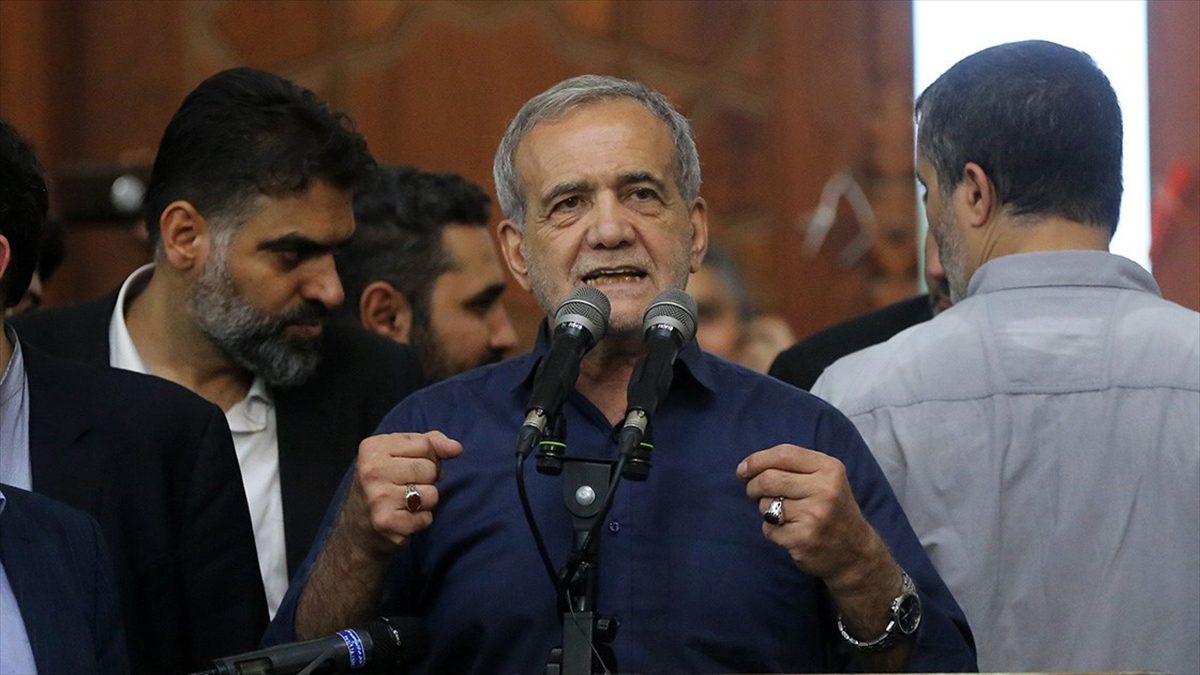 Uzmanlar, İran'ın reformist yeni Cumhurbaşkanı Mesud Pezeşkiyan'ın ülkesinin Irak politikasına