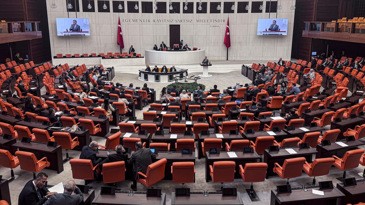 TBMM Genel Kurulunda, en düşük emekli aylığının 12 bin 500