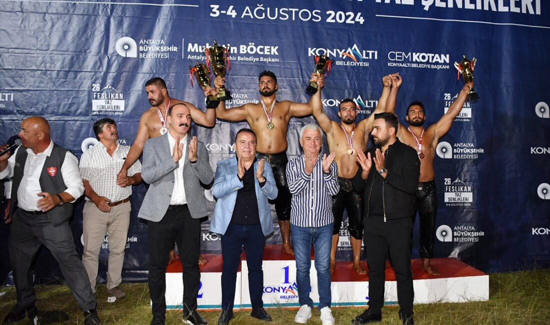 ANTALYA (AA) – Antalya'nın Konyaaltı ilçesinde bu yıl 26'ncısı düzenlenen