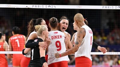 Türkiye Voleybol Federasyonu Başkanı Mehmet Akif Üstündağ, Paris 2024 Olimpiyat