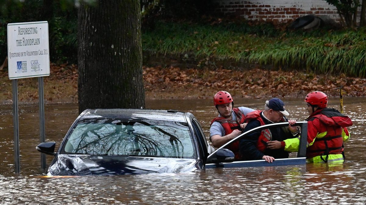 ABD'de Debby Kasırgası'nın Florida, Georgia ve South Carolina eyaletlerinde şiddetli