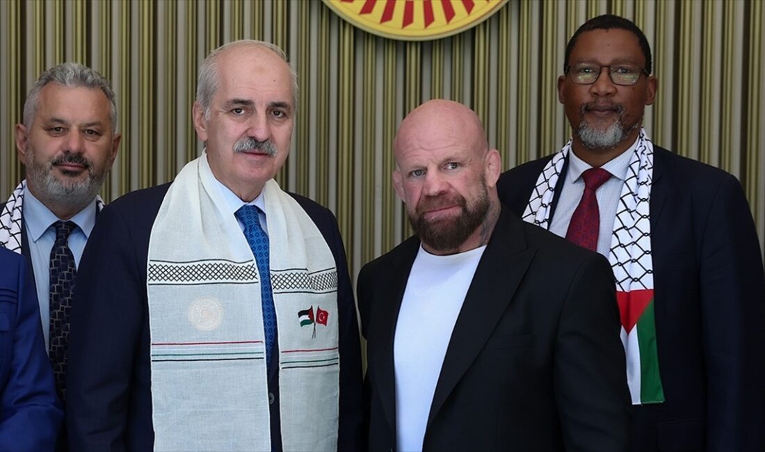 Dünyaca ünlü sporcu ABD'li Jeff Monson, Müslüman olduktan sonra ilk