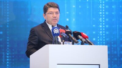 Adalet Bakanı Yılmaz Tunç, Türkiye Adalet Akademisi tarafından kurulan çevrim