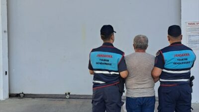 ANTALYA (AA) – Antalya'nın Alanya ilçesinde hakkında kesinleşmiş hapis kararı