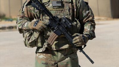 Fotoğraflarda en küçüğü 3, en büyüğü 76 yaşında olan kurbanların